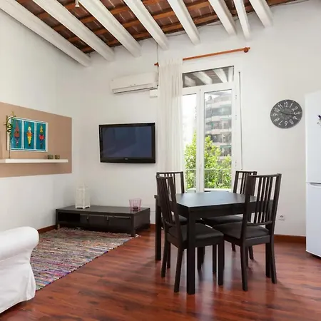 Urgell Apartment *