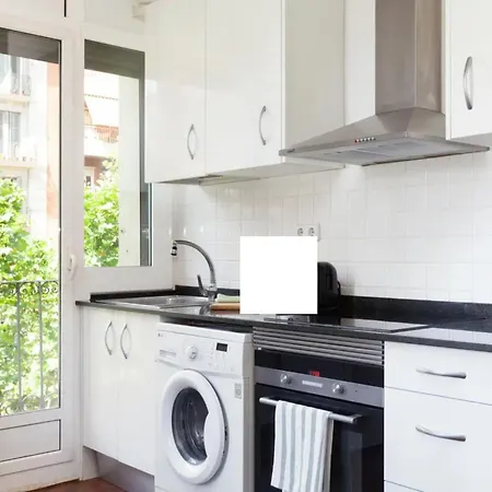 Urgell Apartment *